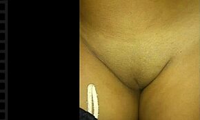 ชื่นชม หีสวยแน่นเปียกของ Jade ใกล้ๆ