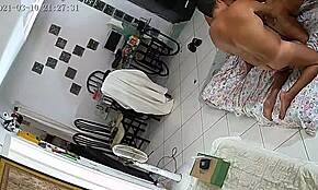 Gosto de ver ela levando uma surra de rola fazendo gangbang