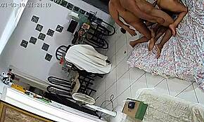 Gosto de ver ela levando uma surra de rola fazendo gangbang