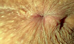 My Stepdaughter's Webcam Studio For Teaching Friends