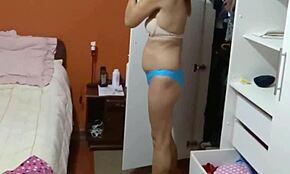 Stepmother asks me to masturbate after her meeting 😏