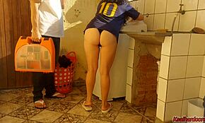 Married Housewife Pays Washing Machine Technician with Pussy