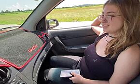 Gas oder Arsch Vollvideo auf durchsichtigem öffentlichen Outdoor