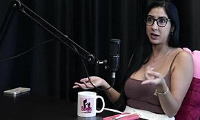 her live leaked on xvideos, she was undervalued in marriage, gave tips for beginners, and personal life repressed - renatinha melo on sheer red 😔