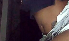 The next door ebony milf flashed her saggy tits in shorts