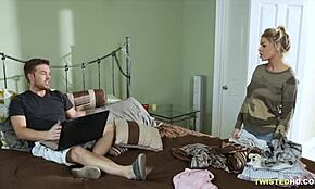 amazingly busty jessa rhodes sets up a trap for the boyfriend