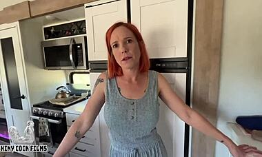 Tricking my best friend’s mom, Jane Cane, into bed! 😈