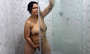 i'm this horny milf touchin' my pussy in the shower with sexy tits