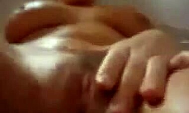 I love watching this big boobed teen 18+ whore wash her trimmed pussy before sucking cock in the bath.