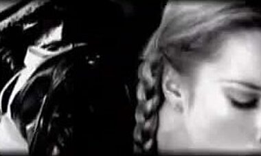 I’m totally blown away by this latex-clad blonde getting fist-fucked by her wild girlfriend in this steamy vid!