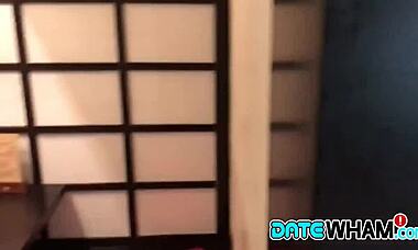 JENNIFER'S INTENSE OUTDOOR BLOWJOB