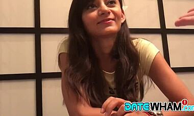 JENNIFER'S INTENSE OUTDOOR BLOWJOB