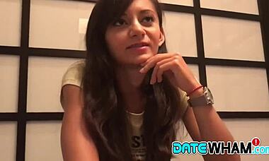 JENNIFER'S INTENSE OUTDOOR BLOWJOB