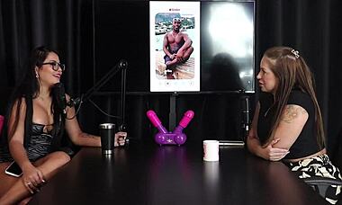 I Went To Make Content, Stayed At 4 And Took A Punch In The Ribs, Then Liked It And Said Who Gives Match Or Not In Tinder Game - Francis Simas Sheer Red