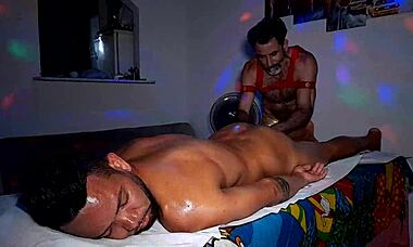 que boy mais gostoso que eu fiz uma massagem