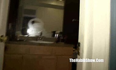 Layla Red Shows Thick Juicy Booty