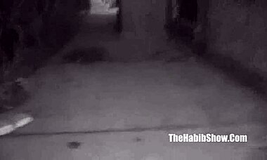 Layla Red Shows Thick Juicy Booty