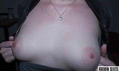 18 yo Tinder date got destroyed by MrBigFatDick, oops!