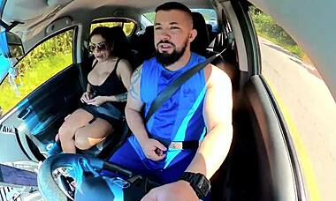 Naughty passenger drives uber driver crazy with antics