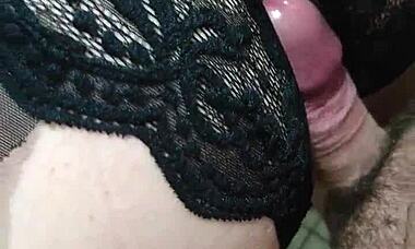 Ela me chamou para ver o plug novo que chegou ela n�o aguentou e pediu para eu colocar