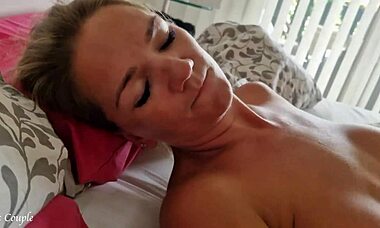 husband’s gone, left a naughty note for his buddy 😉