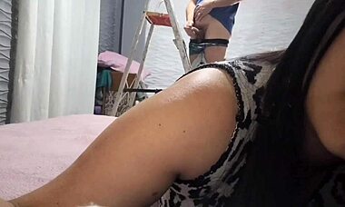 Neighbor fixin’ lamp, caught him hard starin’ at my butt. Can’t believe this tight latina heat!