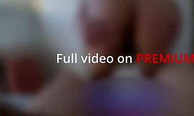 I Wet My Stepsisters Pants and We End Up Naked in the Room