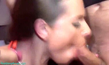 Bukkake orgy with sexy Susi!