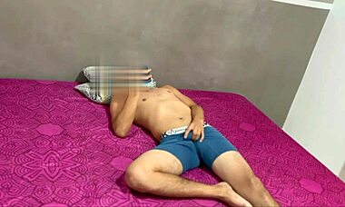 despues de una larga conversacion con la cachonda de mi hermanastra cumple mis deseos y deja follarmela historia completa