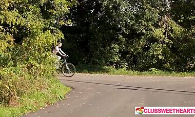 let me ride you in my room, sporty 18yo dakota doll and alison lip fucking