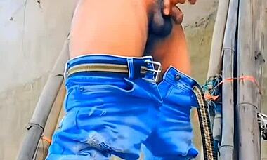 Pornashubby Masturbates Solo in Bathroom After Rounds