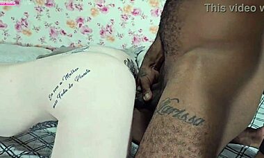 Enquanto Meu Marido Nao Esta Em Casa O Amigo Dele Que E Meu Amante Vem Mim Visitar E Acabamos Transando 😏