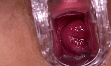 Horny amateur pussy cumming