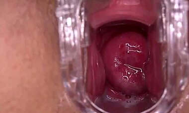 Horny amateur pussy cumming