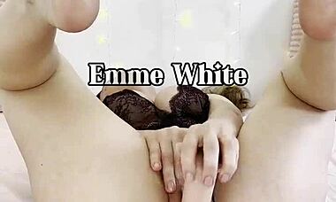 Oh Uomo, Ho Compilato le Mie Ultime Cose con Macchina del Sesso e Sega Guidata Provando Abiti da Palestra