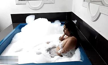 Chubby mature babe fucks two men with toy, cums hard in passion - spanish porn