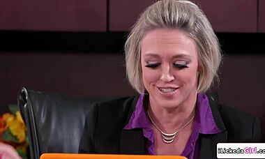 big tits milf fingers petite teen housekeeper passionately