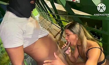 Casada transando em plena via publica via light ao vivo 😍