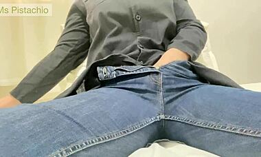 Hijab Arab Step Sister Masturbating Wet Pussy In Public Outdoor