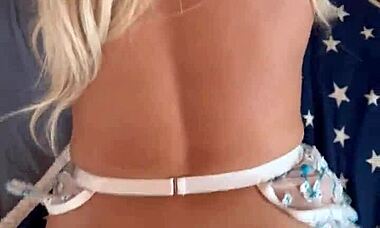 Homemade Quickie With Bimbo Wife In Lingerie!