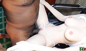 Mijn Japanse sekspop wordt geneukt door Afrikaanse BBC in Nigeria 😈