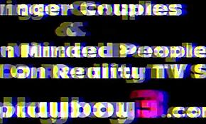 Mladá 18+ sekretárka Skye Blue sa svlieka nahá po nudnom pracovnom dni