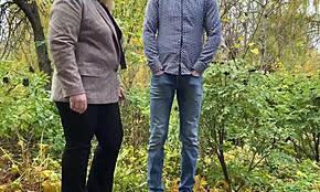 我好想和继母在户外公共场合探索一番