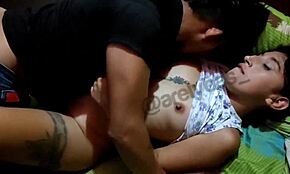 Estoy follando a una seguidora mientras mi marido graba parte 1