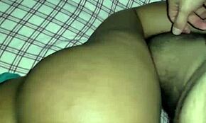 Latin csaj vágyik a faszra a seggében, ember...