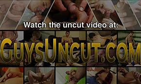 Ne mogu da se zasitim ovog twink tinejdžera 18+ bareback jebanja sa prepucijem, sirovo i jako u Evropi. Proklet bio taj ejakulacija!