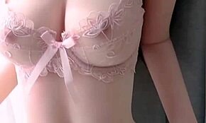 Boneka Seks Realistis Mirip Cewek Kesayanganmu dengan Tetek dan Pantat Gede