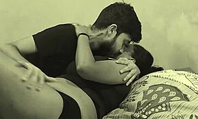 Desi bhabhi heeft sexy plezier met onschuldige tiener 18+ devor