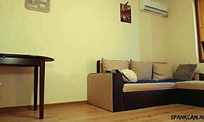 Seksi učiteljica šiba svoj tesni rit z vibratorjem doma 😈