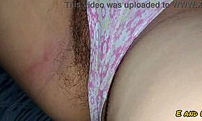 ねえ、テレビ見ながら継娘のマンコいじっていい？